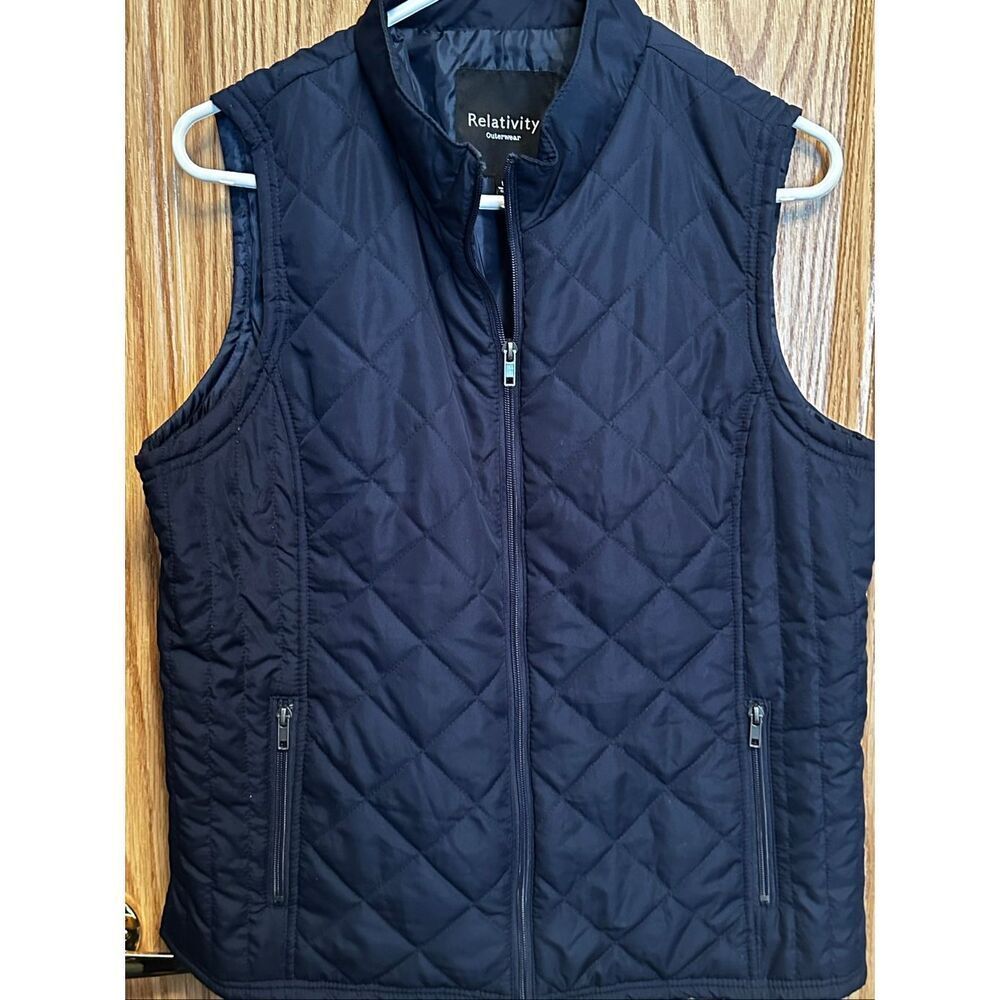 Relativity Vest Black Quilted Puffer Outerwear Lightweight Pocket Zip Up Sz Larg